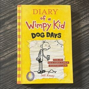 4/$10 Diary of a Wimpy Kid: Dog Days Book
